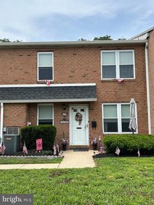 Property at 2039 Harbour Dr, Palmyra, NJ