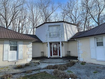 392 River View Dr