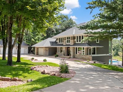 9 Red Forest Way