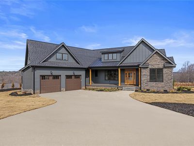 162 Meadow Park Dr