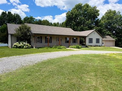 203 Ashwood Ln