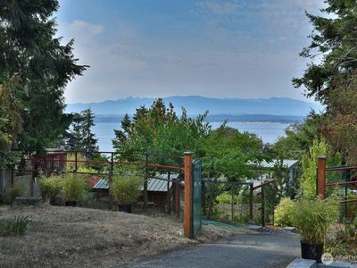 3600 Marine View Drive
