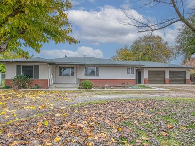 Property at 13130 S Henderson Rd, Caruthers, CA