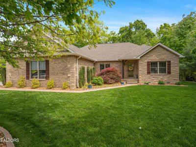 18 Cedar Ridge Cir
