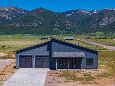 524 Little Greys Loop