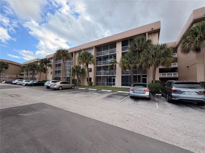 17000 NW 67th Ave APT 115