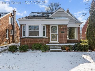 9827 Appleton