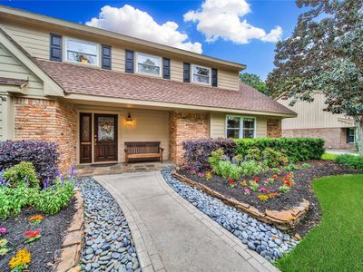 18427 Point Lookout Dr