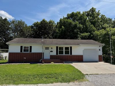 Property at 502 W Marion St, Newton, IL