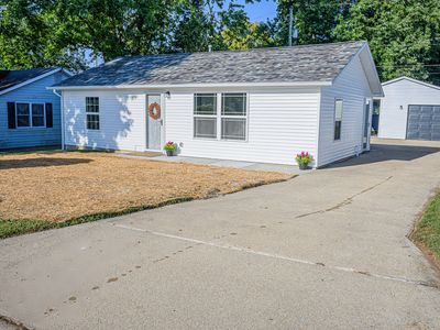 3019 Robert St