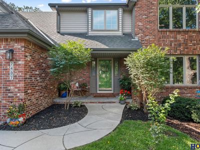 7437 Grand Oaks Dr
