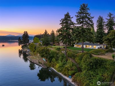 1064 NW Darling Road