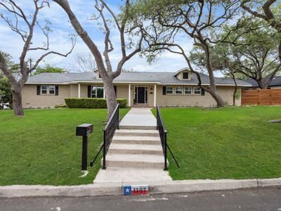 1307 MOUNT VIEJA DR
