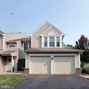 209 Waverly Ct