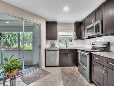 3524 Via Poinciana #102