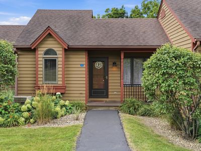 8 Oak Glen Dr