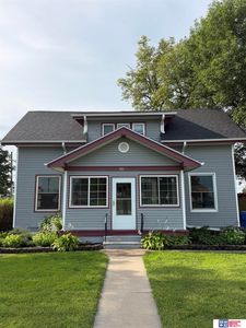 221 Edwin St