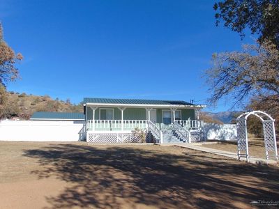 21201 Thompson Canyon Ave