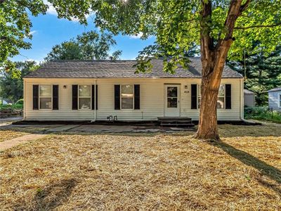 408 Zoe St