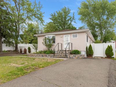 4 Pine St