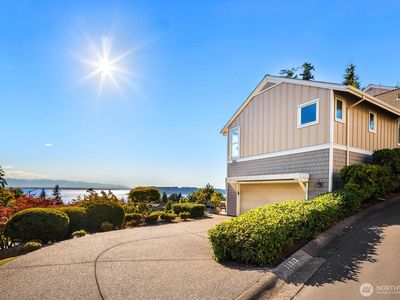 11012 Villa Rosa Lane