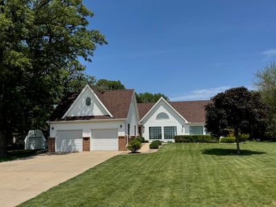15863 E 2120 North Rd