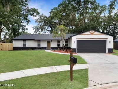 11006 WHISTLEWOOD Court