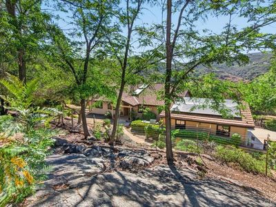21041 Black Canyon Rd