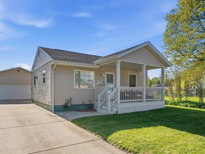 235 N Edison Ave