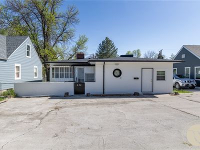 534 Grand Ave