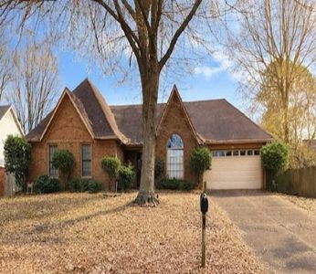 5076 Waters Edge Cv N