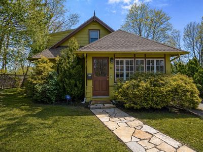 50 Grove Hill Park
