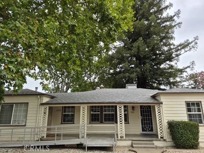 111 Baxter Ave