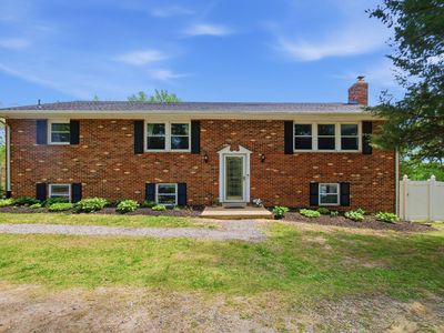 Property at 8915 Igoe St, Lorton, VA