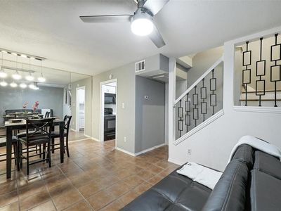 1808 Rio Grande St APT 2