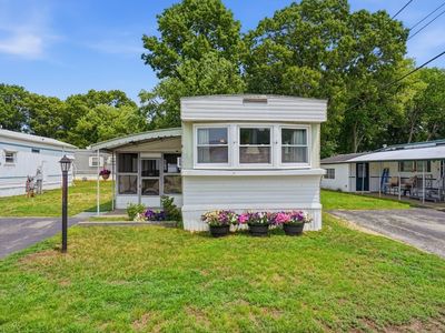 7 Liberty Dr