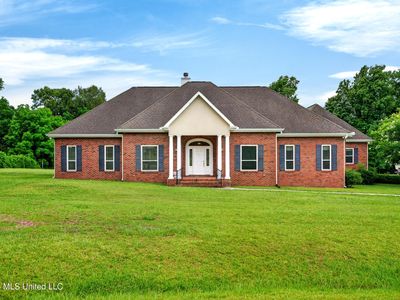 128 N Hill Dr