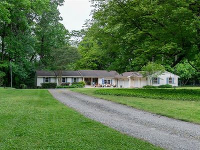 247 Yoder Ln