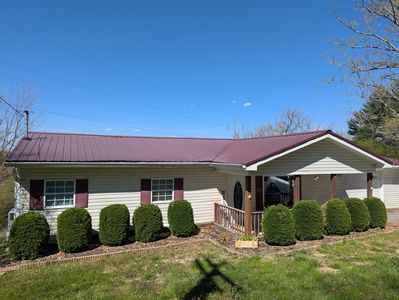 300 Mount Harmony Rd