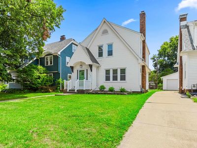 514 W Maywood Ave