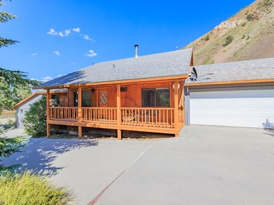 190 Alpine Dr