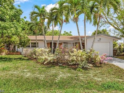 4033 Country Club Blvd