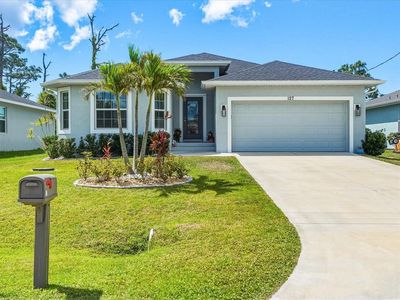 127 Glades Dr