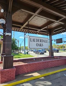 3051 NW 46th Ave APT 305