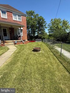 2235 Hawthorne Rd