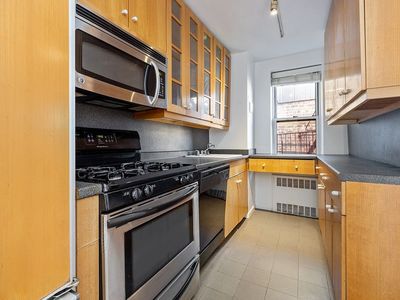 65-05 Yellowstone Blvd APT 6H