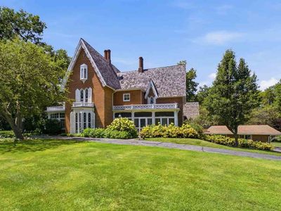 1124 Oakland Dr