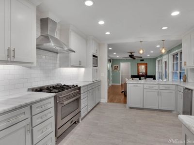 717 Oak Hill Dr