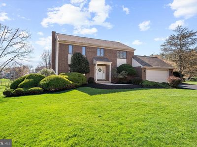 2 Running Brook Ln