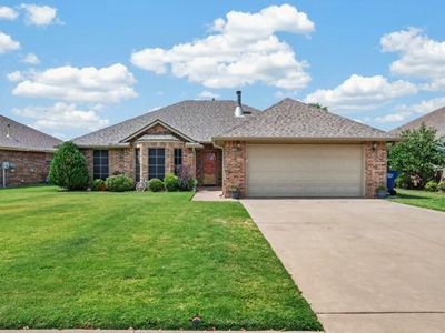 Property at 1221 W Johnathan Way, Mustang, OK